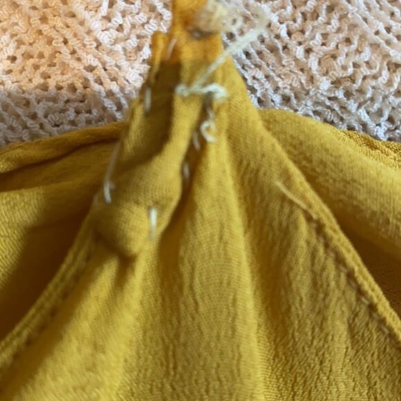 Old Navy Strappy 100% Rayon Tank Size S - Picture 4 of 5